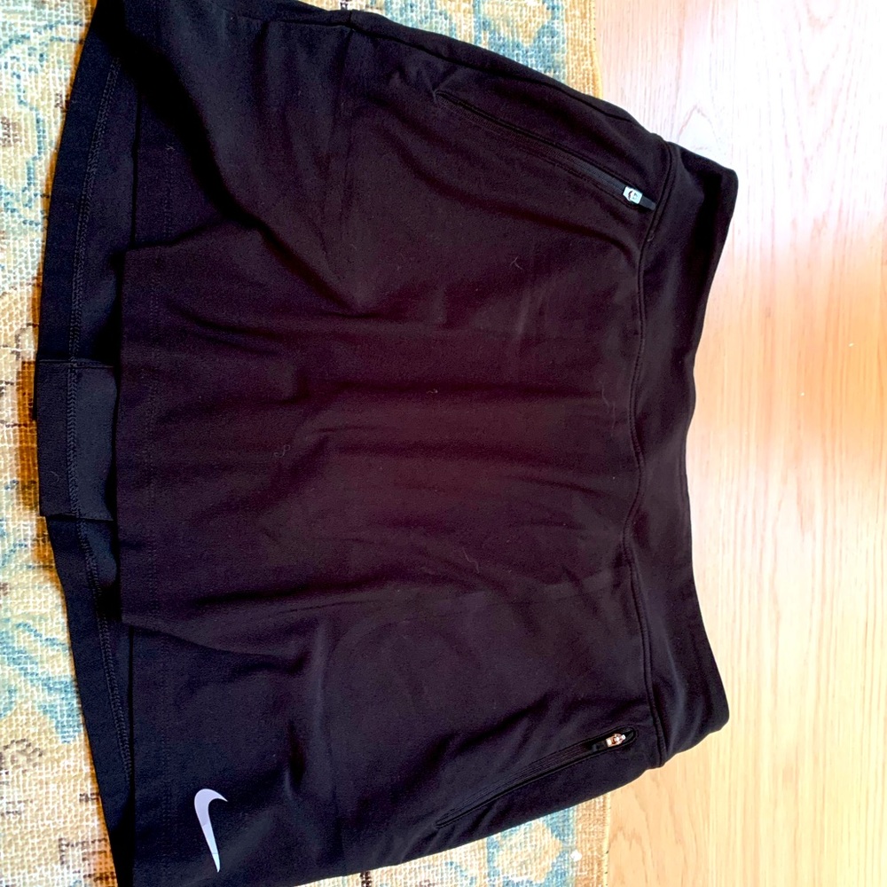 Women’s Nike Golf Skort size Medium, color Black